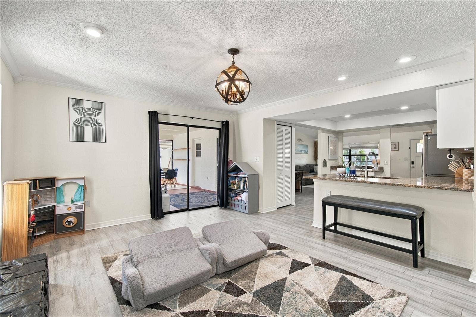 12805 98TH STREET, Largo, FL 33773 12805 98TH STREET, Largo, FL 33773