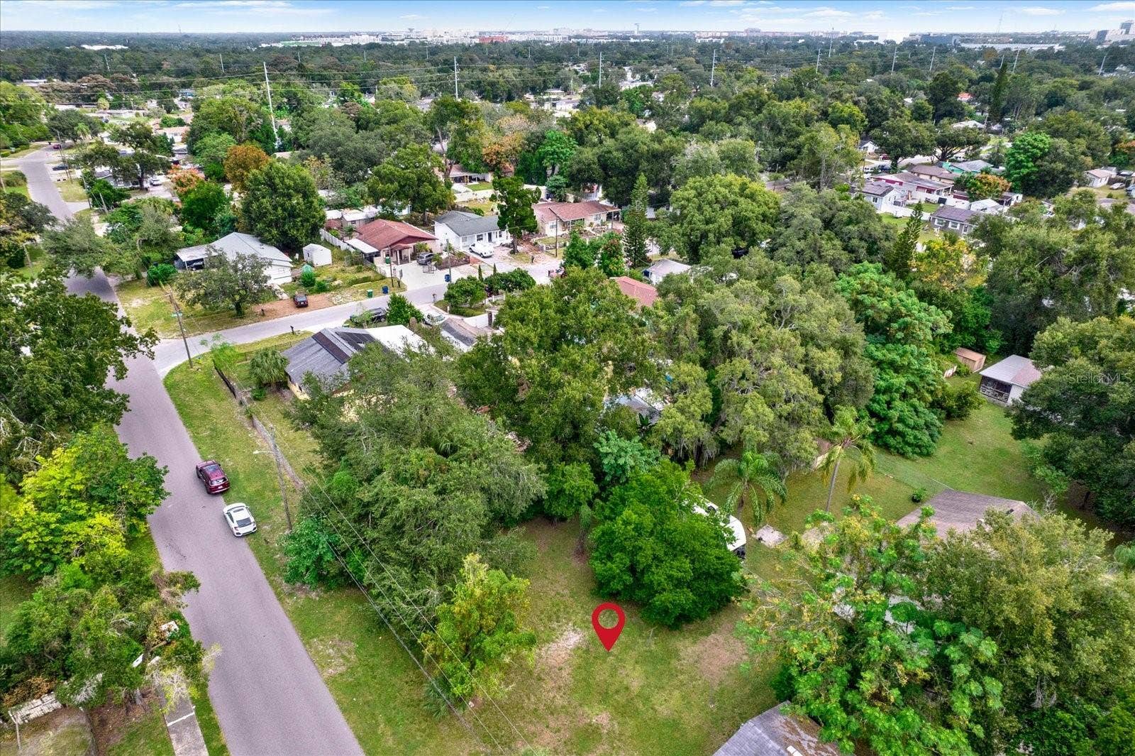 10105 N 16TH STREET, Tampa, FL 33612