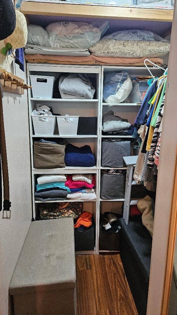 10036 63RD AVENUE N, #25, St Petersburg, FL 33708 WALK IN CLOSET