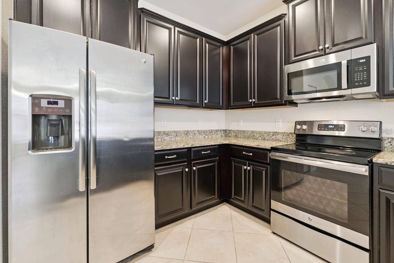 6404 TORRINGTON CIRCLE, Lakeland, FL 33811 6404 TORRINGTON CIRCLE, Lakeland, FL 33811