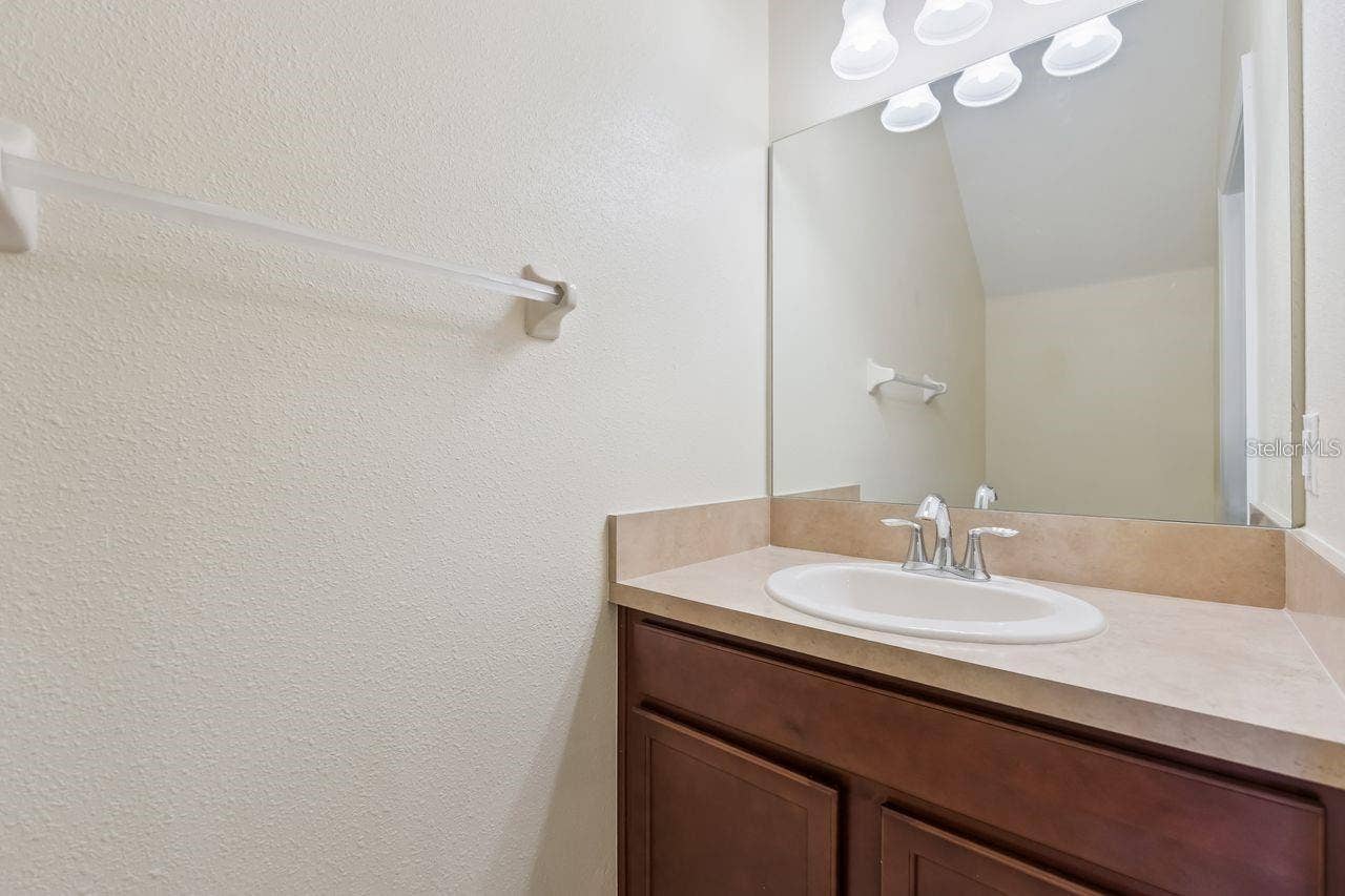 6404 TORRINGTON CIRCLE, Lakeland, FL 33811 6404 TORRINGTON CIRCLE, Lakeland, FL 33811