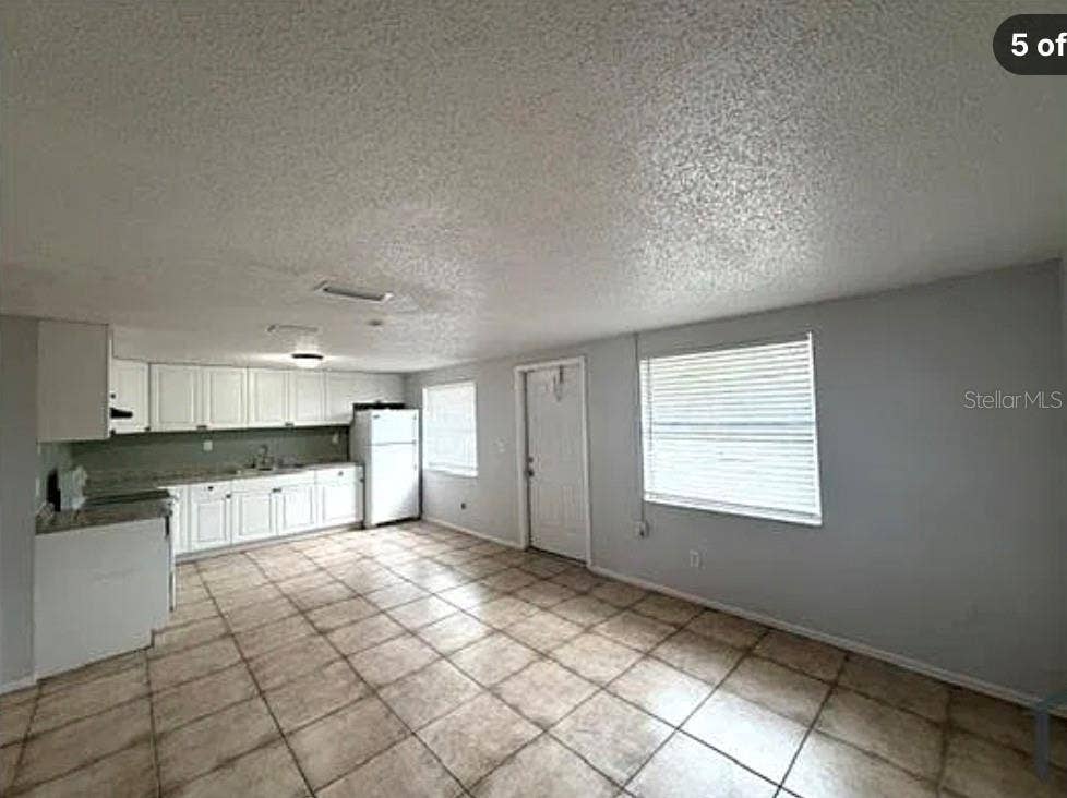 1011 57TH AVENUE TERRACE E, Bradenton, FL 34203 1011 57TH AVENUE TERRACE E, Bradenton, FL 34203