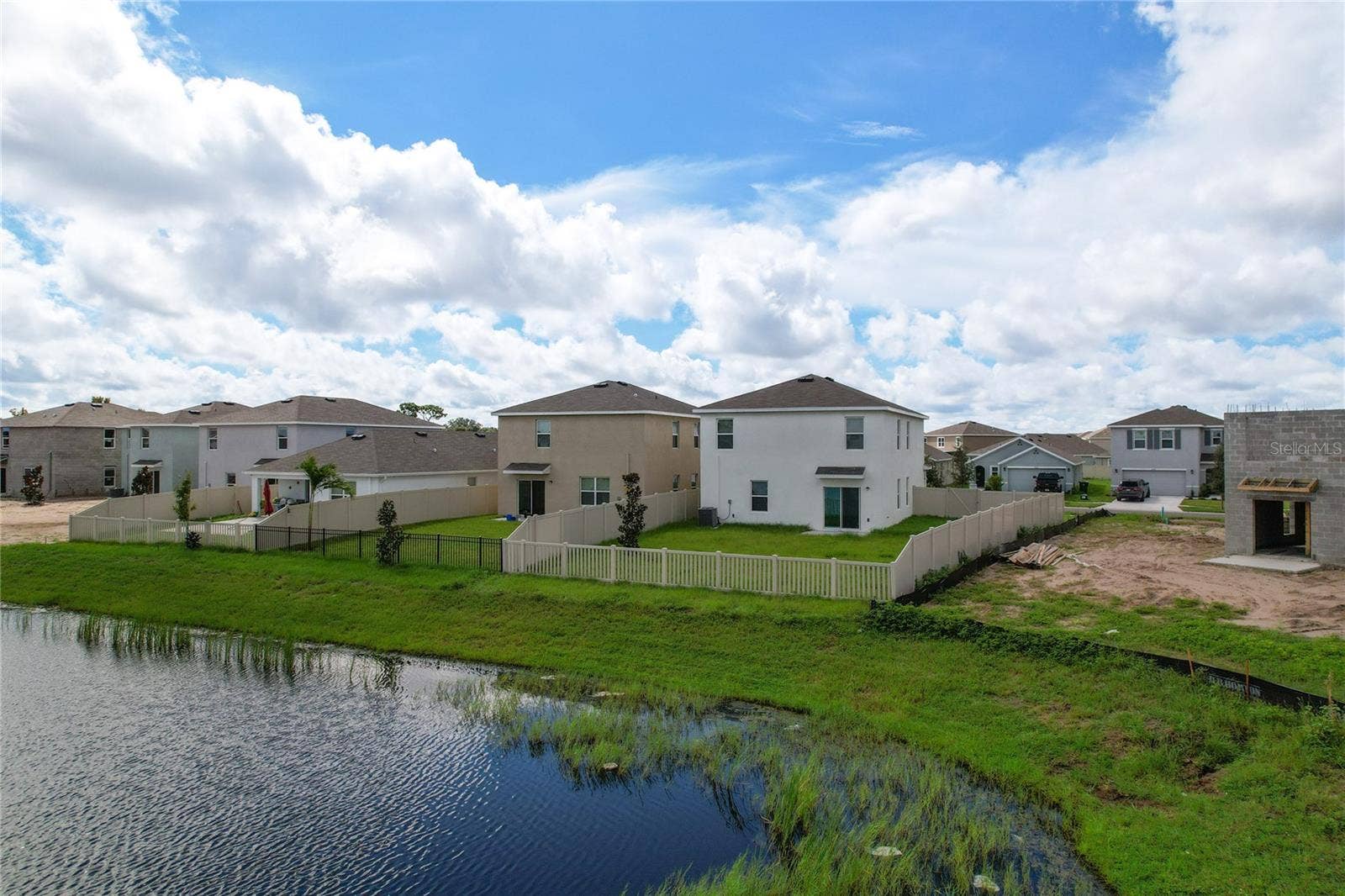 16506 MOSAIC OAR DRIVE, Wimauma, FL 33598