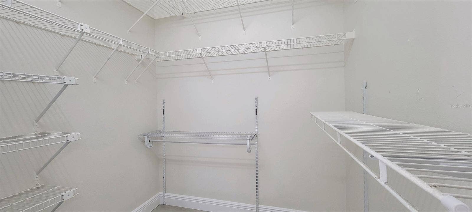 11351 SHIPWATCH LANE, #1840, Largo, FL 33774 11351 SHIPWATCH LANE, #1840, Largo, FL 33774