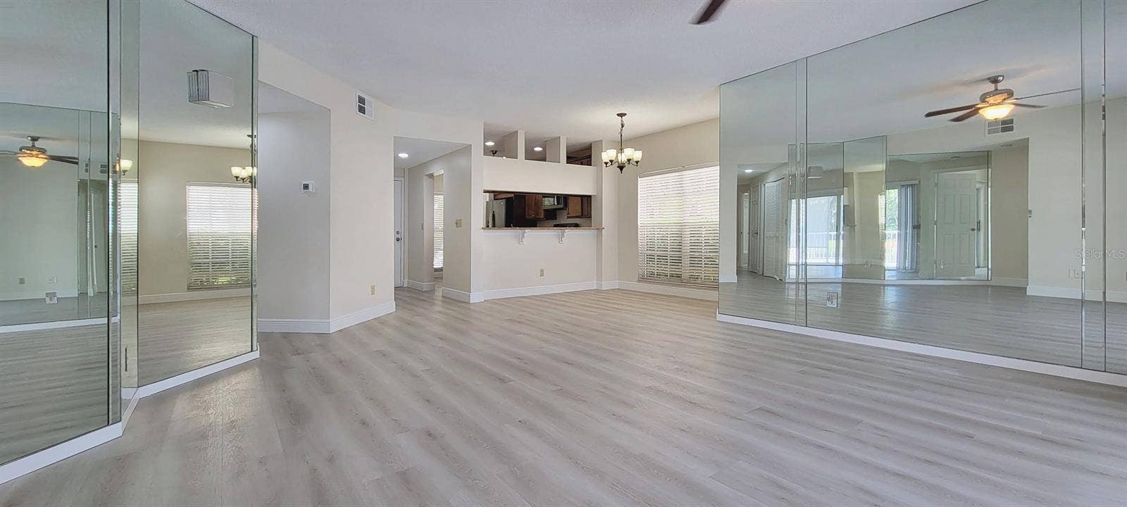 11351 SHIPWATCH LANE, #1840, Largo, FL 33774 11351 SHIPWATCH LANE, #1840, Largo, FL 33774