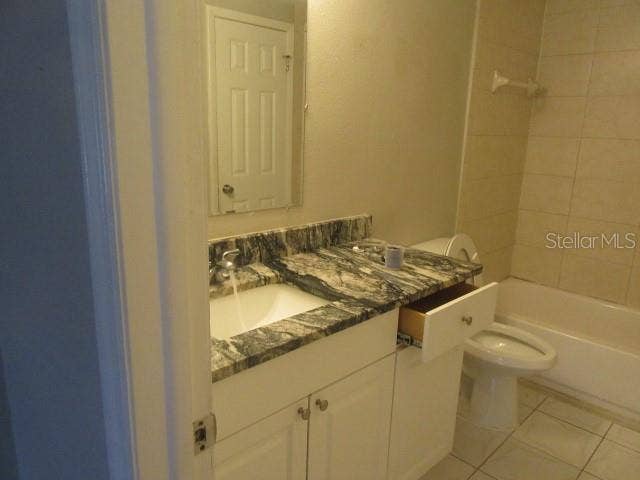 10217 CARRIAGE GLEN COURT, Tampa, FL 33615