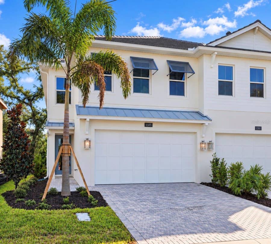 Property photo for 1585 SANDHILL COURT, Palm Harbor, FL