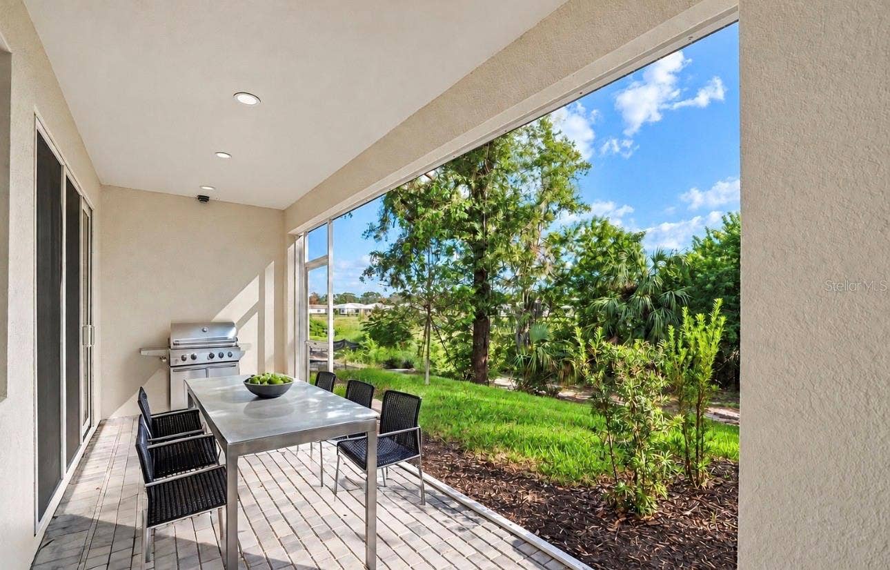 1585 SANDHILL COURT, Palm Harbor, FL 34684 1585 SANDHILL COURT, Palm Harbor, FL 34684