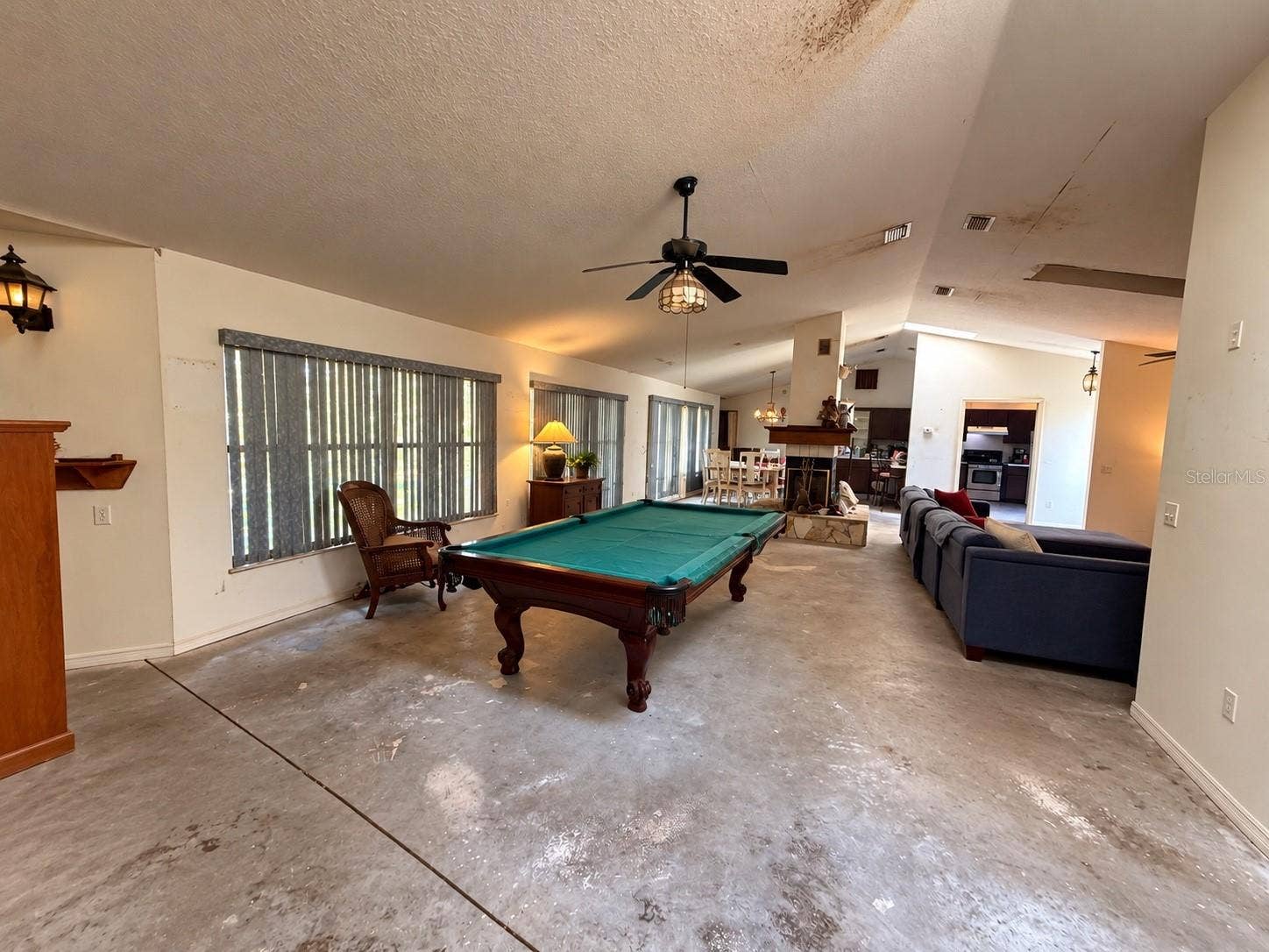 16100 SE 170TH AVENUE, Weirsdale, FL 32195 16100 SE 170TH AVENUE, Weirsdale, FL 32195