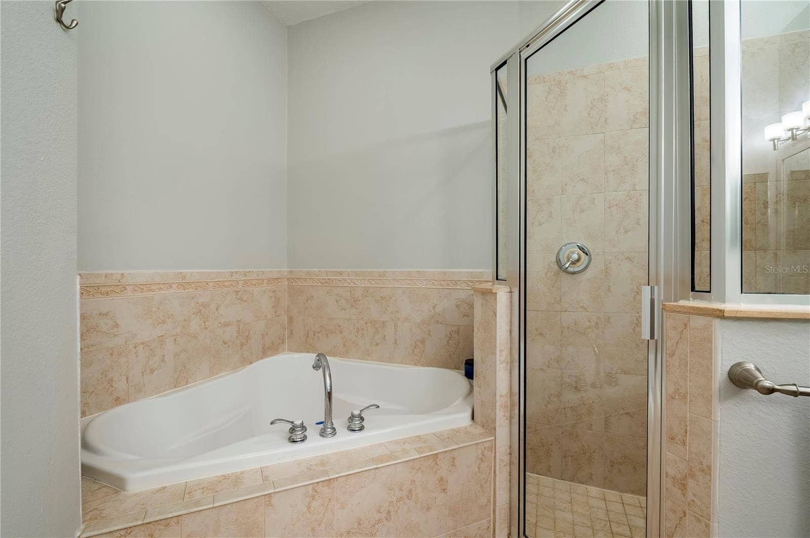 19217 GULF BOULEVARD, Indian Shores, FL 33785 19217 GULF BOULEVARD, Indian Shores, FL 33785