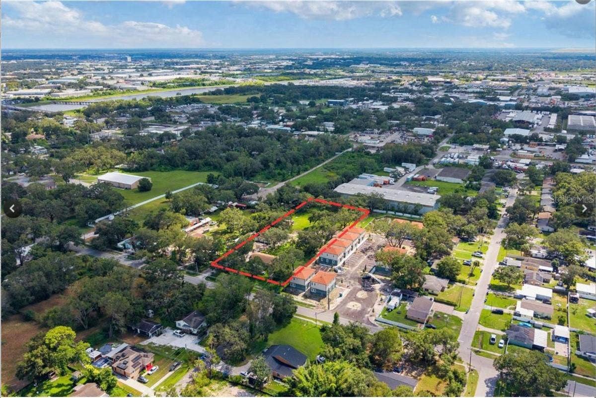 7201 E 21ST AVENUE, Tampa, FL 33619 7201 E 21ST AVENUE, Tampa, FL 33619