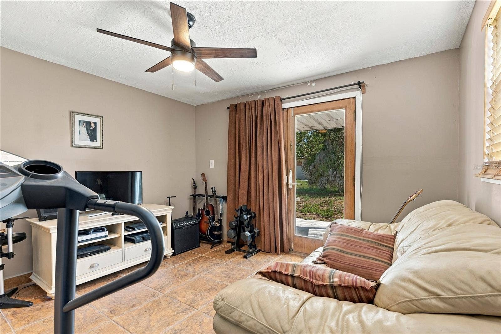 1042 VIKING DRIVE, Holiday, FL 34691 1042 VIKING DRIVE, Holiday, FL 34691