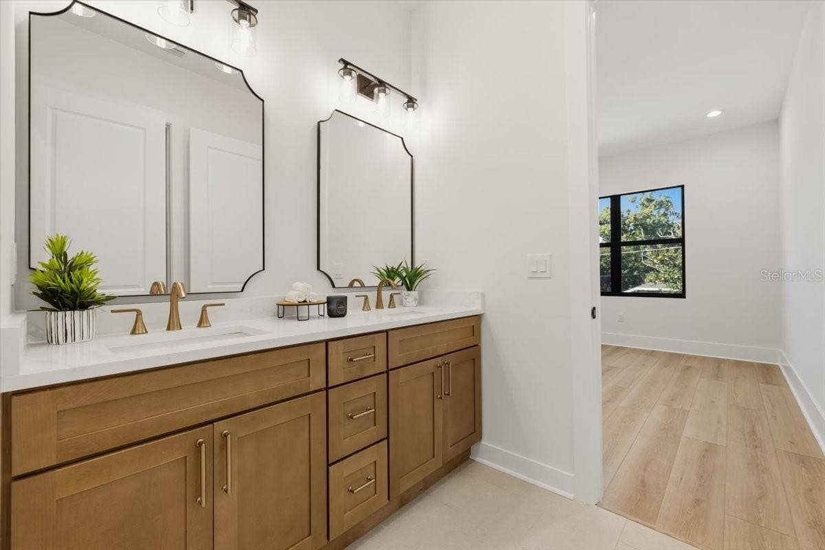 809 E LOUISIANA AVENUE, #2, Tampa, FL 33603