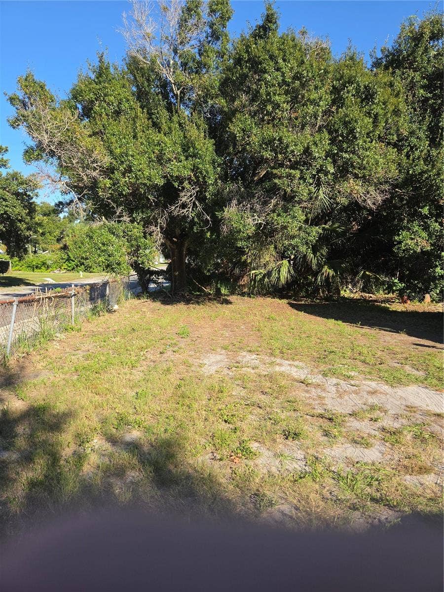 820 PARIS AVENUE S, St Petersburg, FL 33701 820 PARIS AVENUE S, St Petersburg, FL 33701