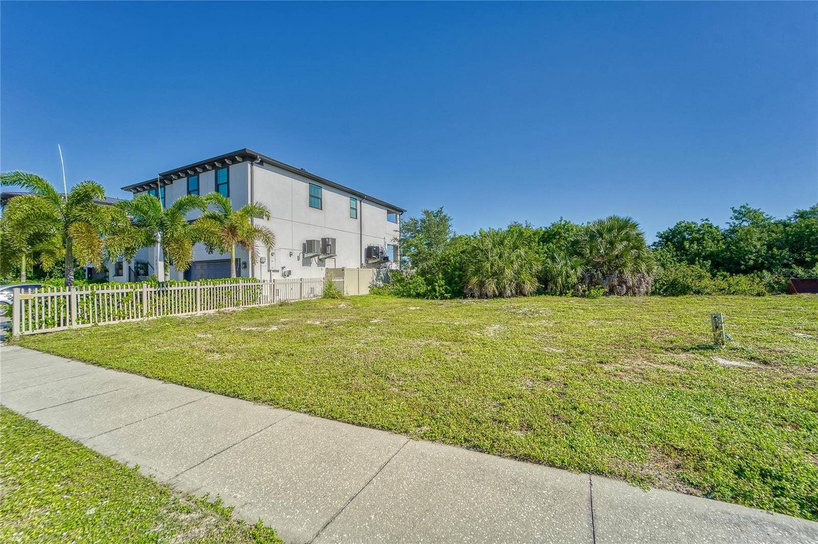 APOLLO BEACH BOULEVARD, Apollo Beach, FL 33572 APOLLO BEACH BOULEVARD, Apollo Beach, FL 33572