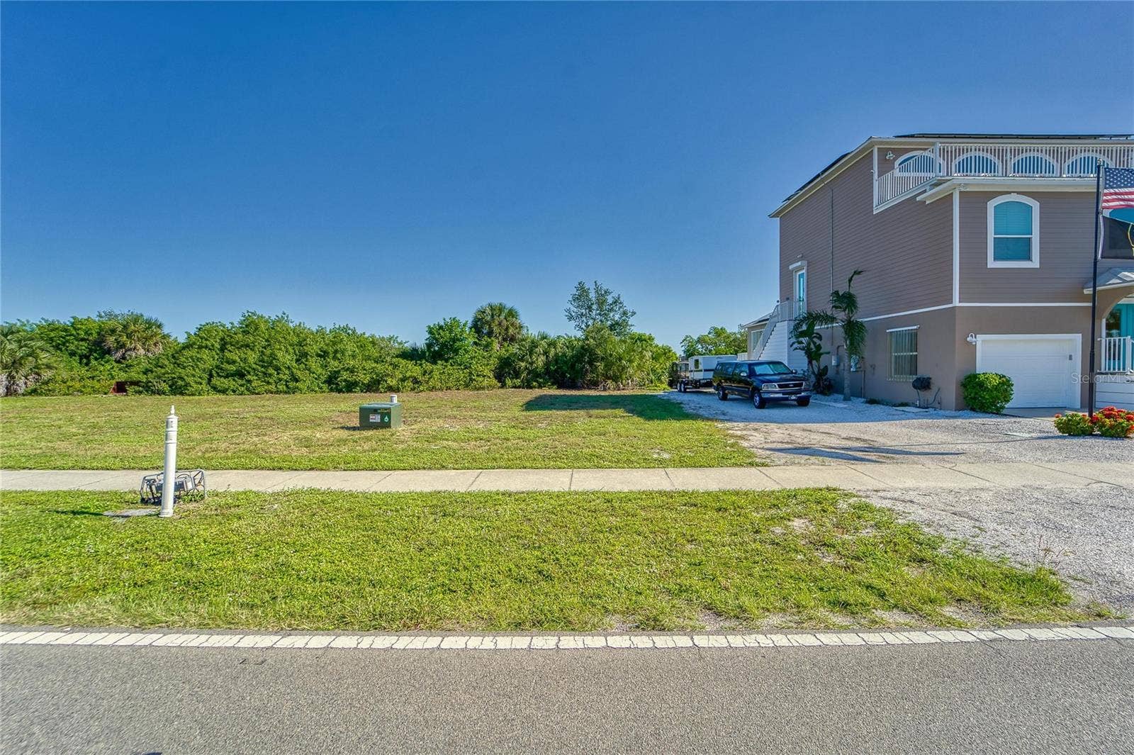 APOLLO BEACH BOULEVARD, Apollo Beach, FL 33572 APOLLO BEACH BOULEVARD, Apollo Beach, FL 33572