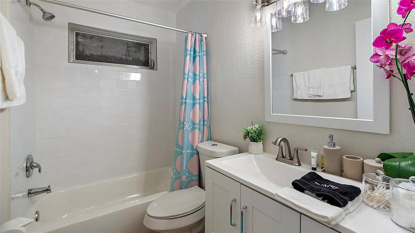 8686 124TH WAY, Seminole, FL 33772