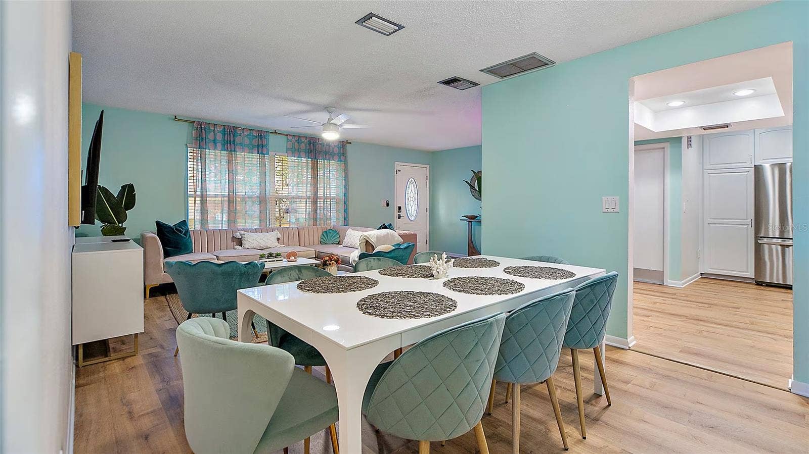 8686 124TH WAY, Seminole, FL 33772
