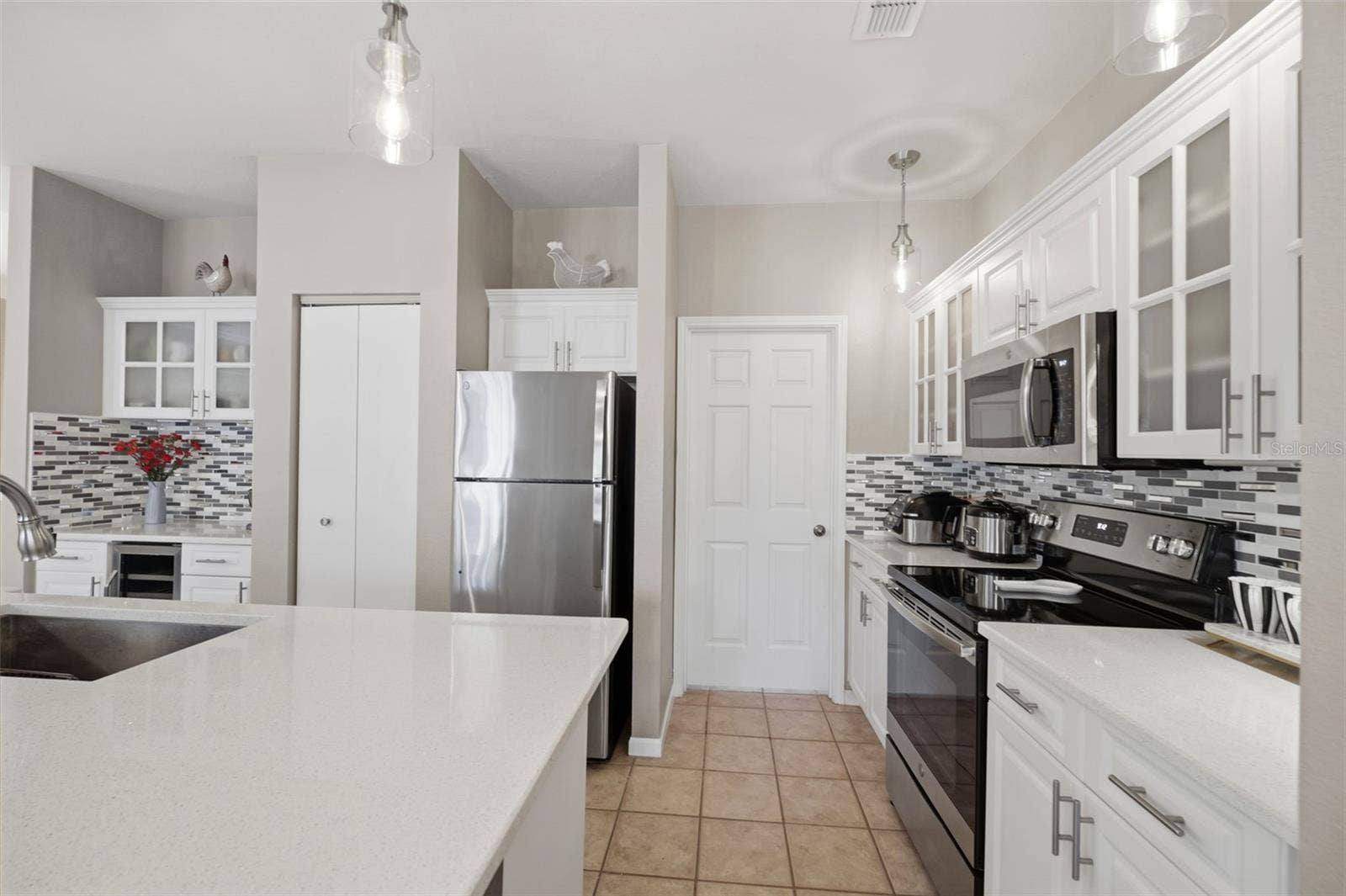2171 PORTOFINO PLACE, #27-28, Palm Harbor, FL 34683 2171 PORTOFINO PLACE, #27-28, Palm Harbor, FL 34683