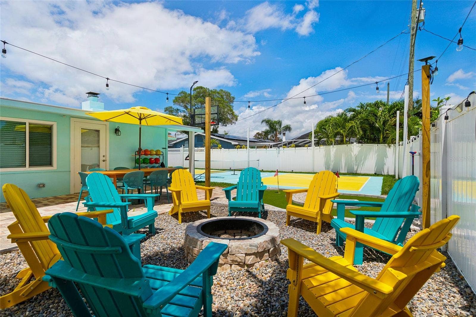 11668 83RD AVENUE, Seminole, FL 33772 11668 83RD AVENUE, Seminole, FL 33772