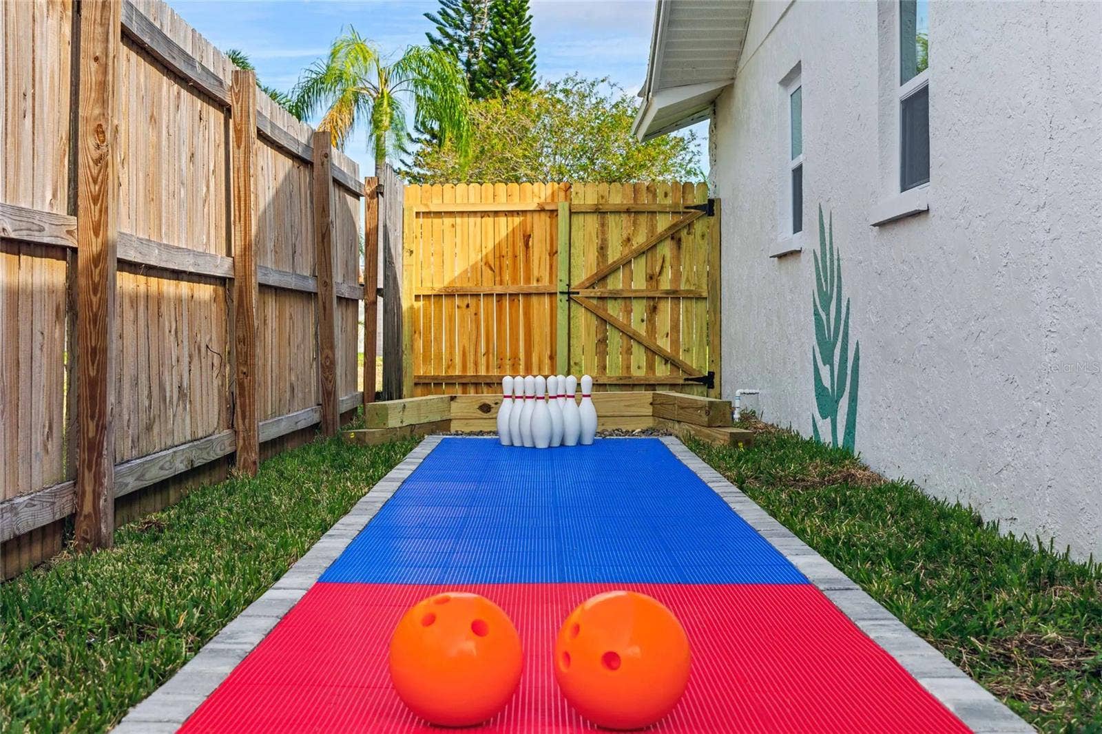 12946 115TH STREET, Largo, FL 33778 12946 115TH STREET, Largo, FL 33778