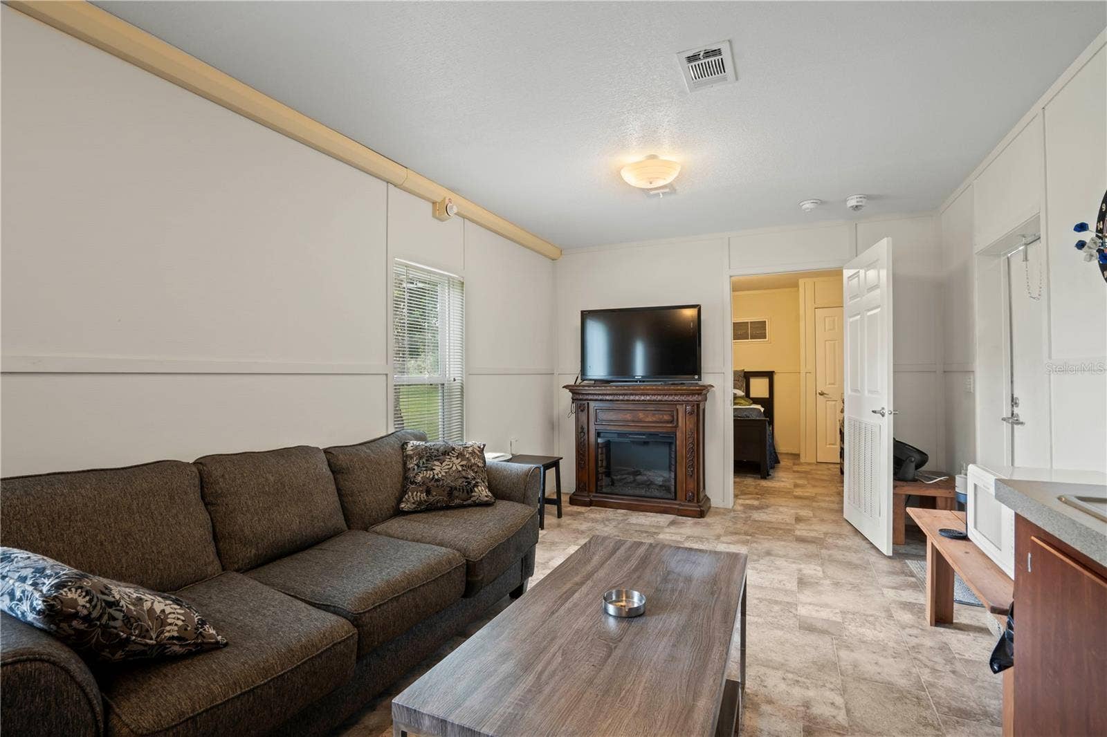 37952 CRYSTAL WAY, Dade City, FL 33523
