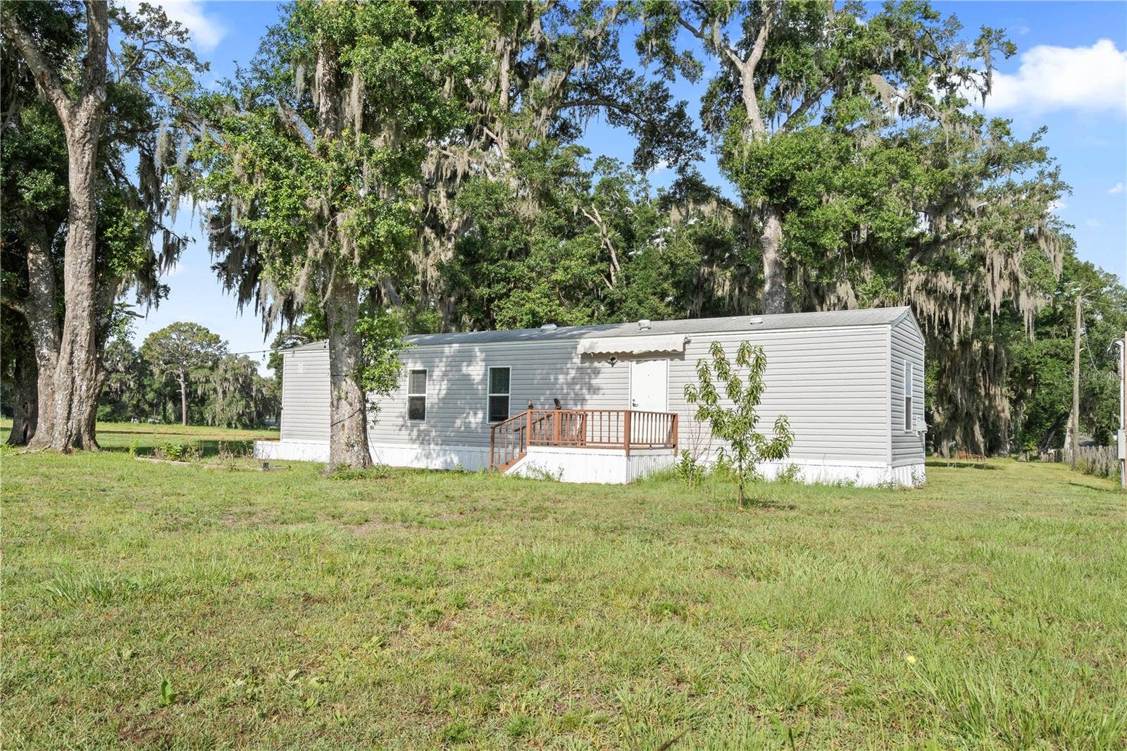 37952 CRYSTAL WAY, Dade City, FL 33523