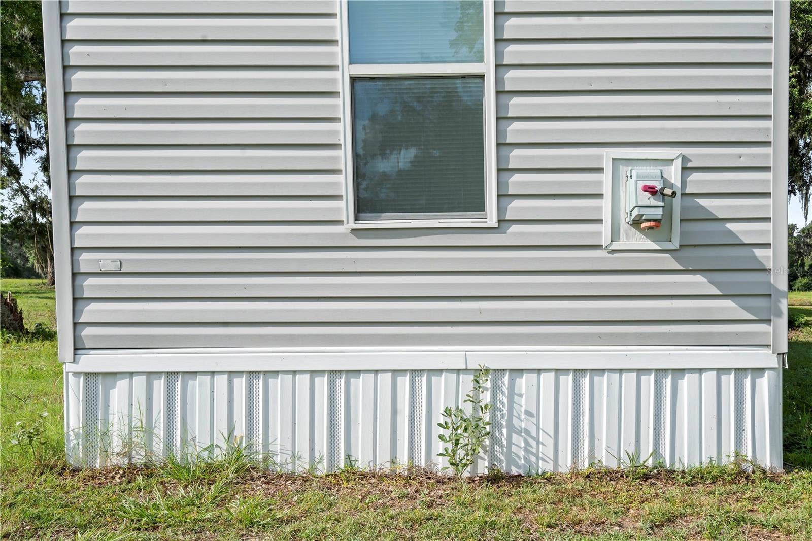37952 CRYSTAL WAY, Dade City, FL 33523