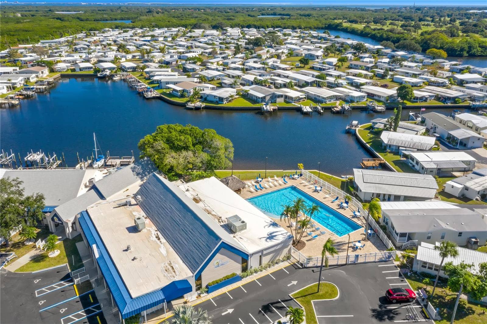 7214 MOUNT FAIRFIELD ROAD NE, #527, St Petersburg, FL 33702 Clubhouse and Pool
