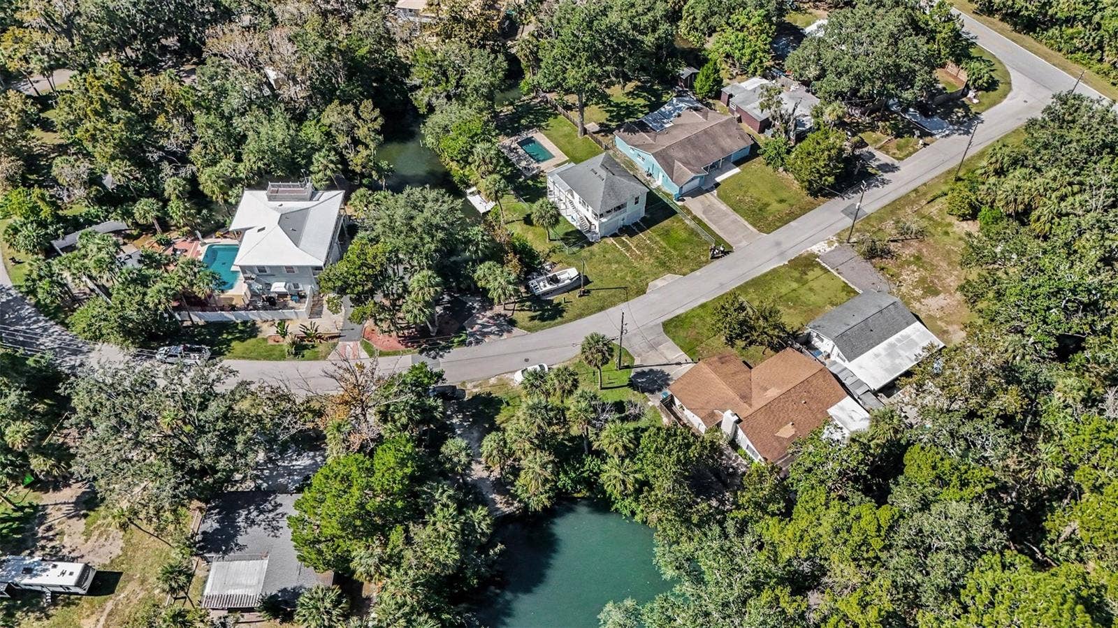 6101 AVENUE OF THE PALMS, Weeki Wachee, FL 34607 6101 AVENUE OF THE PALMS, Weeki Wachee, FL 34607