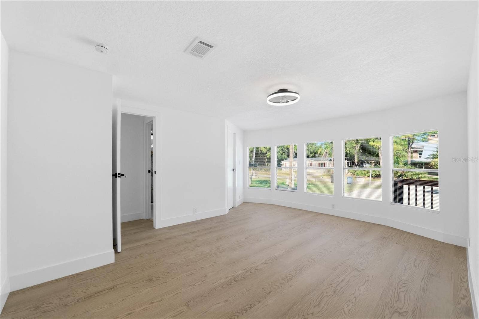 8036 S MEADOWVIEW CIR, Tampa, FL 33625 8036 S MEADOWVIEW CIR, Tampa, FL 33625