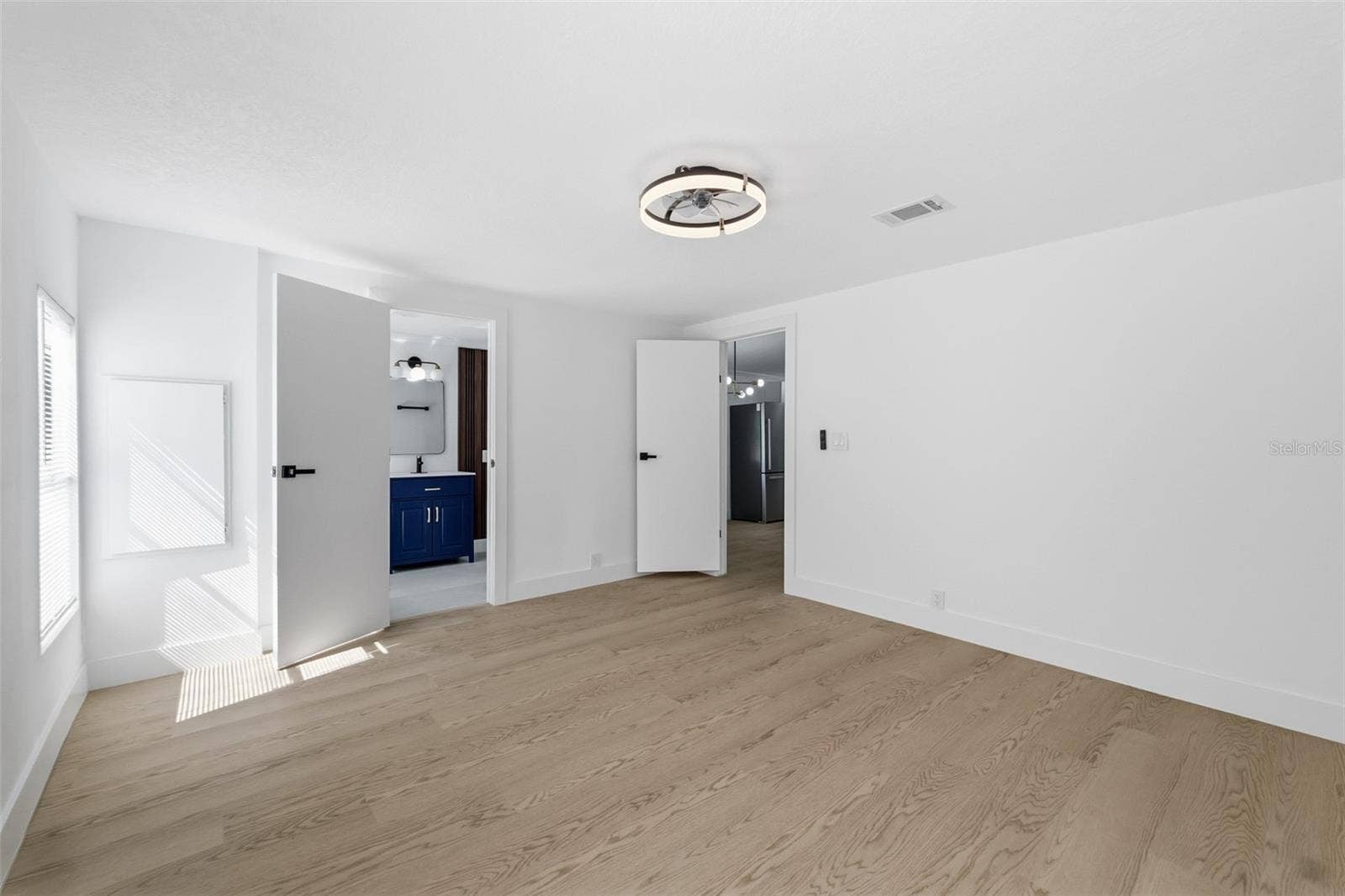 8036 S MEADOWVIEW CIR, Tampa, FL 33625 8036 S MEADOWVIEW CIR, Tampa, FL 33625