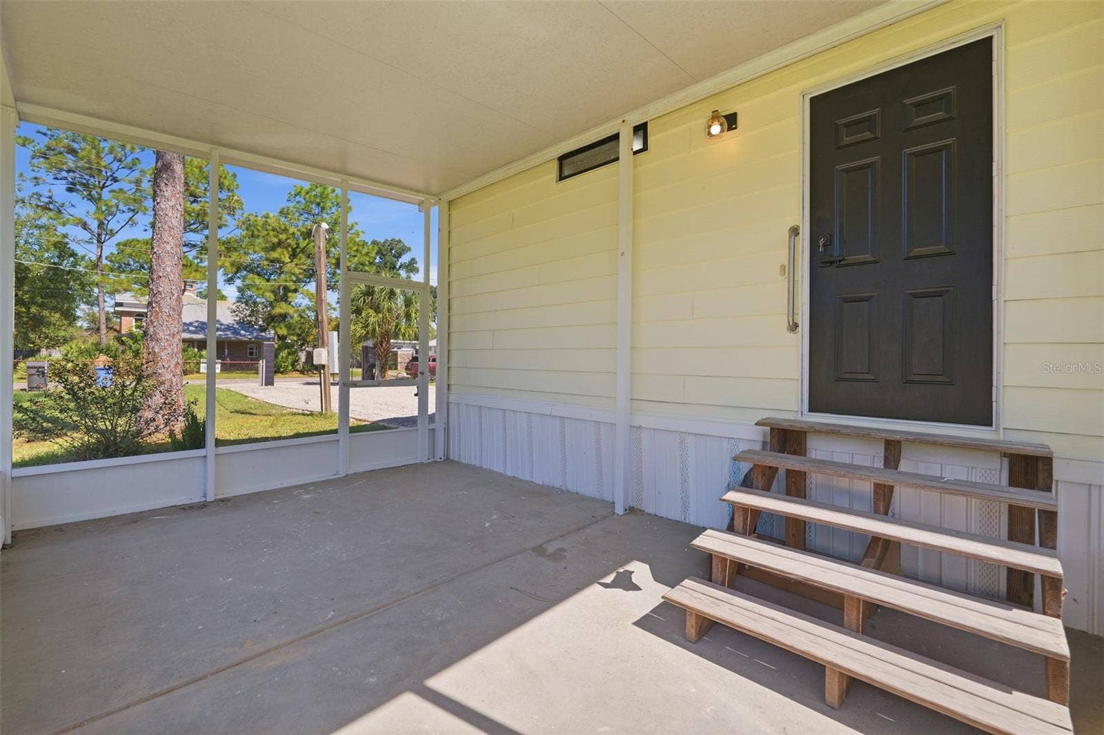8036 S MEADOWVIEW CIR, Tampa, FL 33625 8036 S MEADOWVIEW CIR, Tampa, FL 33625