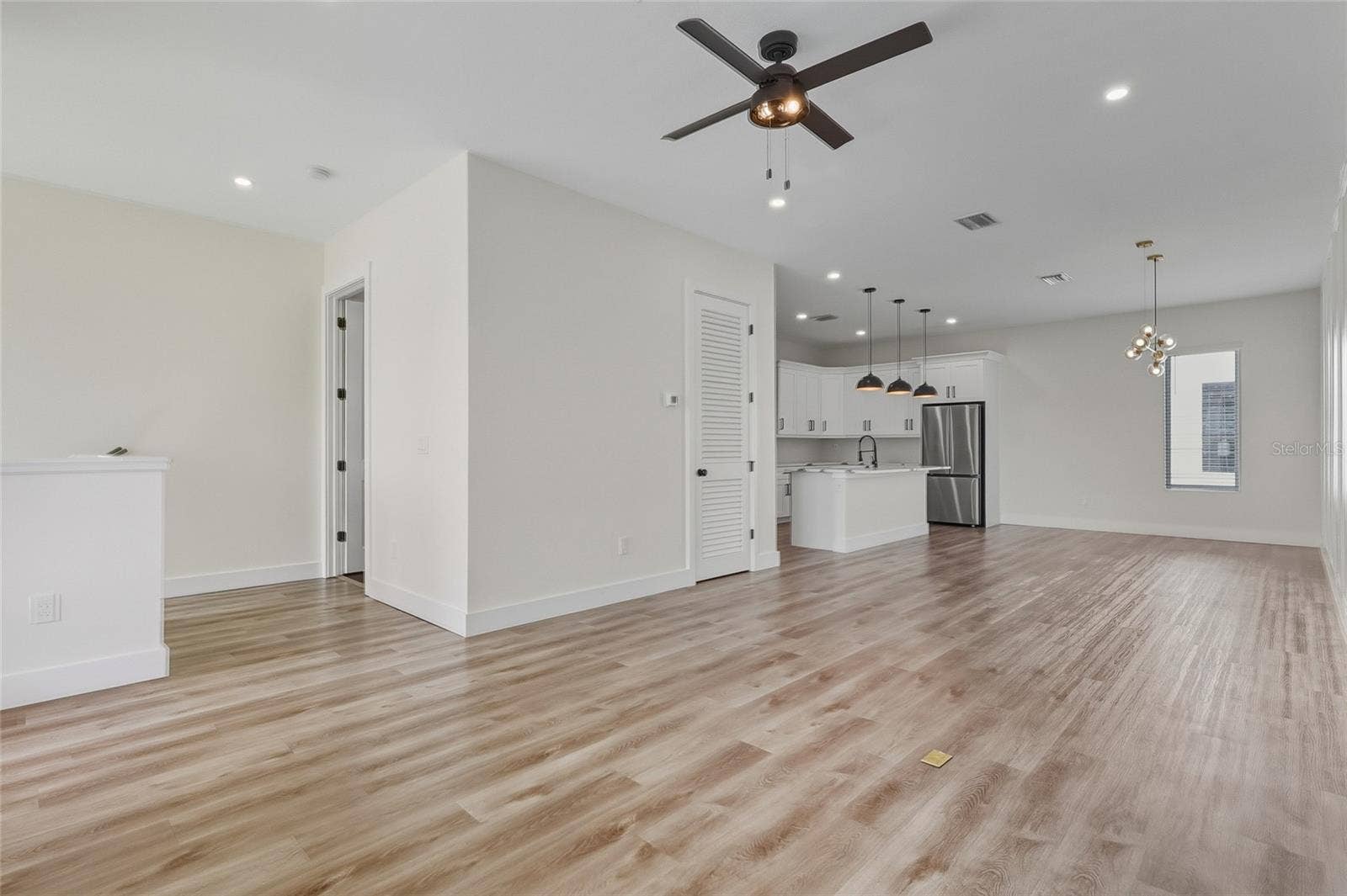 120 E GLADYS STREET, #5, Tampa, FL 33602 120 E GLADYS STREET, #5, Tampa, FL 33602
