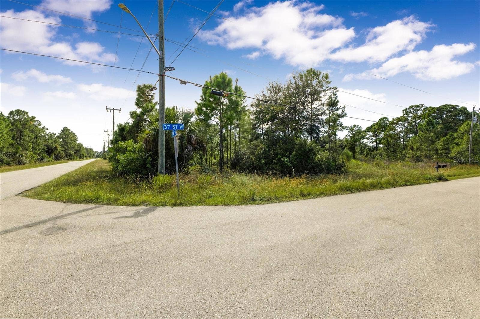 3201 37TH STREET W, Lehigh Acres, FL 33971 3201 37TH STREET W, Lehigh Acres, FL 33971
