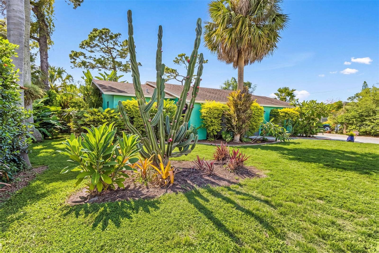 184 KARLOW AVENUE, Lehigh Acres, FL 33974 184 KARLOW AVENUE, Lehigh Acres, FL 33974