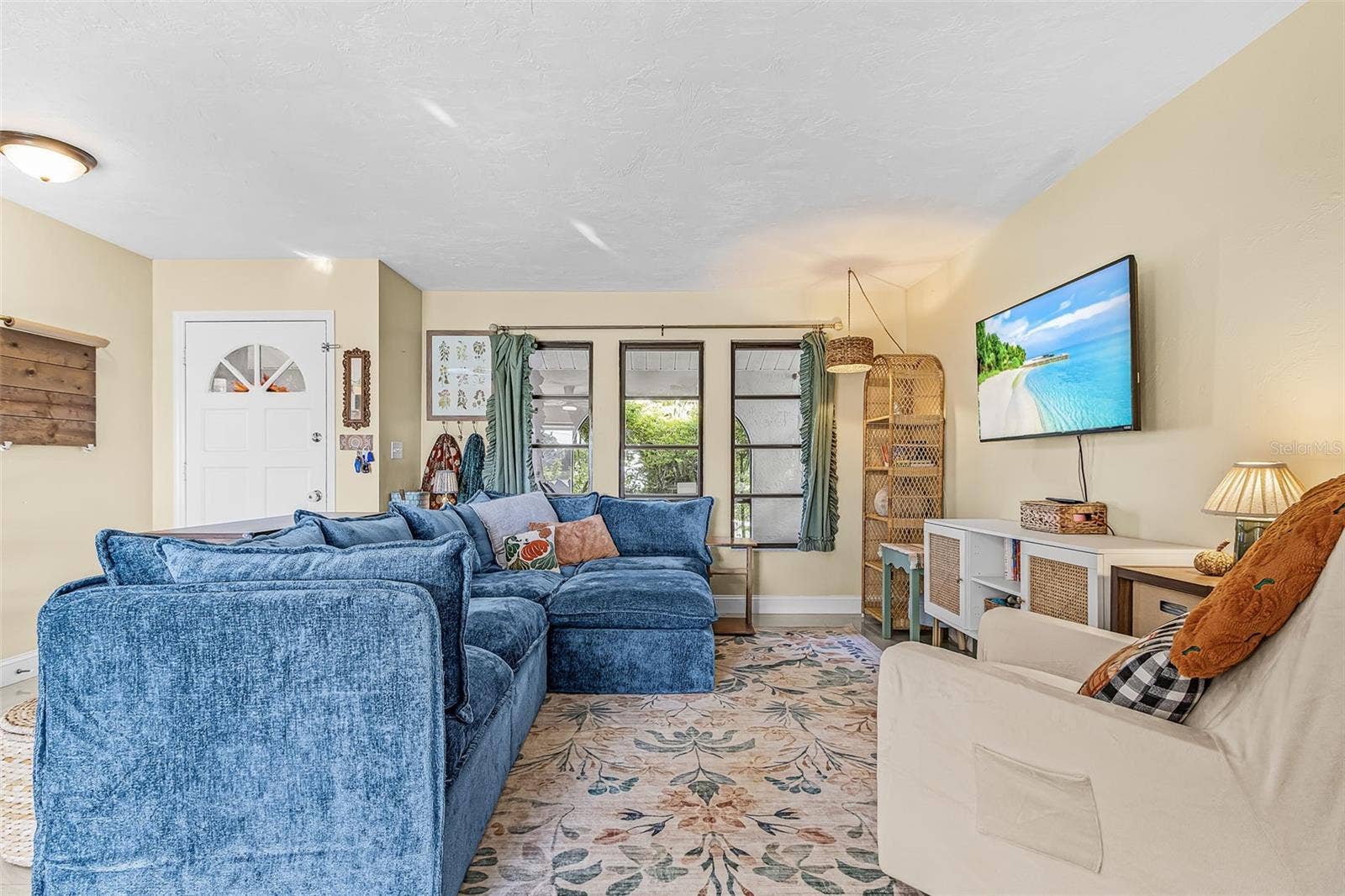 184 KARLOW AVENUE, Lehigh Acres, FL 33974 184 KARLOW AVENUE, Lehigh Acres, FL 33974
