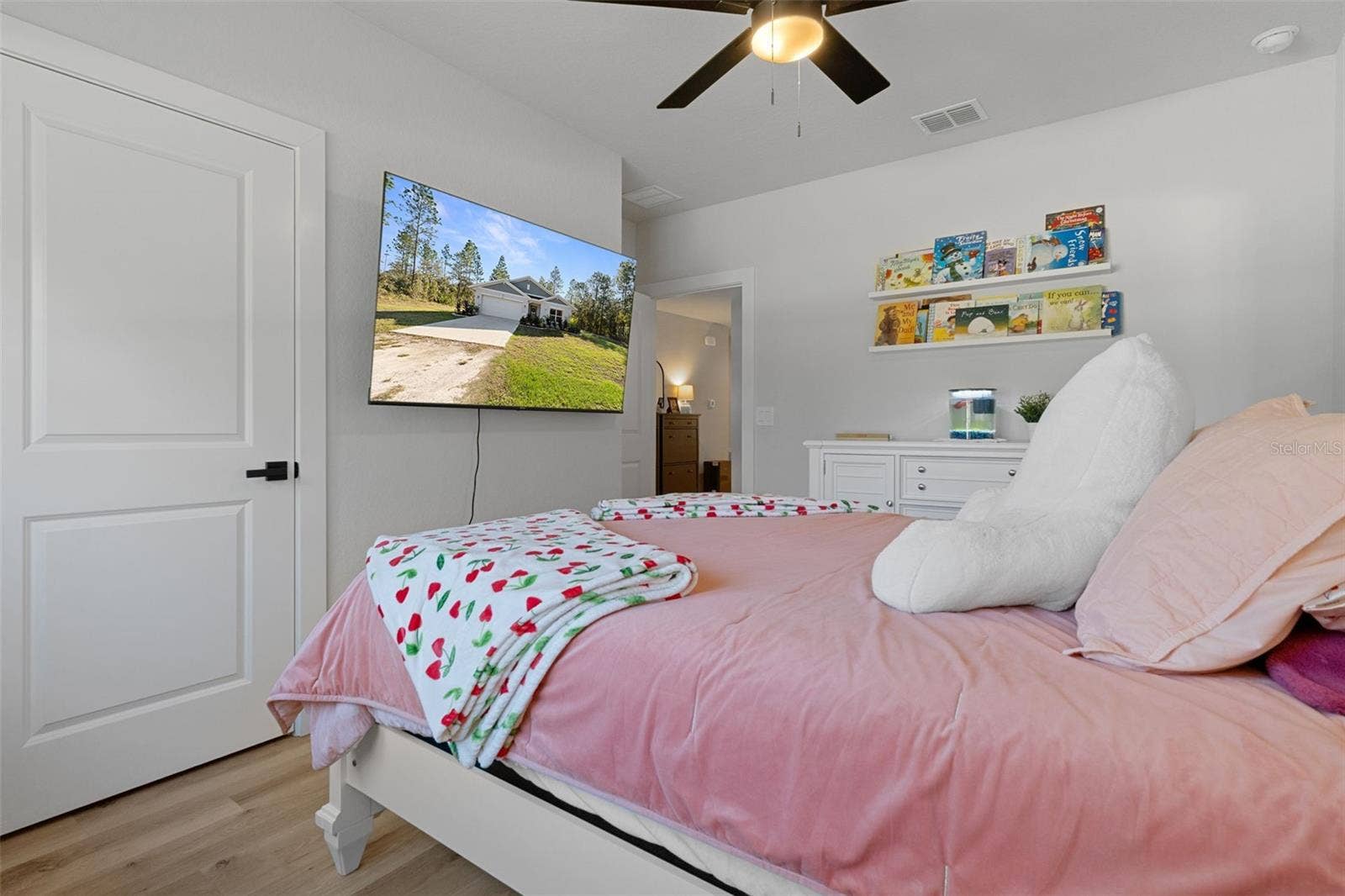 16204 MALDEN ROAD, Weeki Wachee, FL 34614 16204 MALDEN ROAD, Weeki Wachee, FL 34614