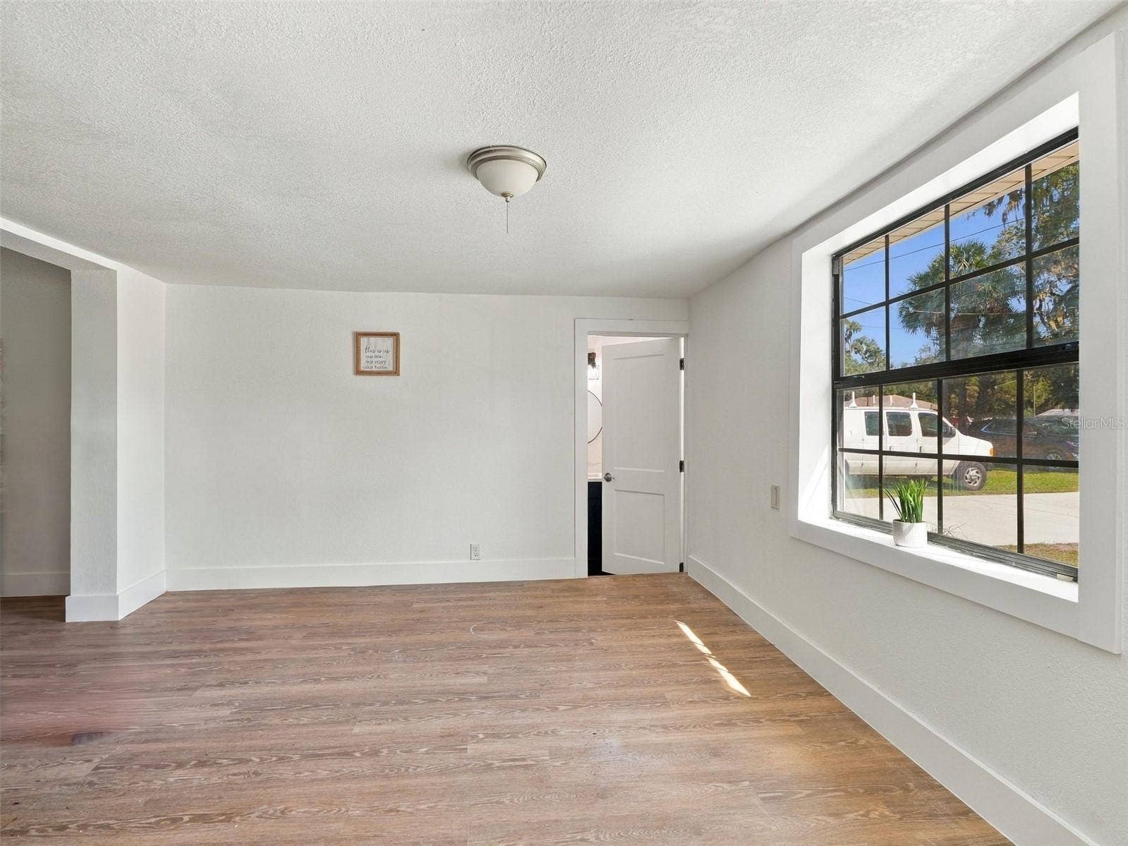 318 NE 4TH STREET, Webster, FL 33597 318 NE 4TH STREET, Webster, FL 33597
