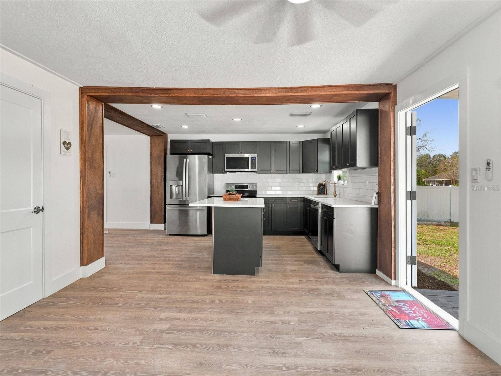 318 NE 4TH STREET, Webster, FL 33597 318 NE 4TH STREET, Webster, FL 33597