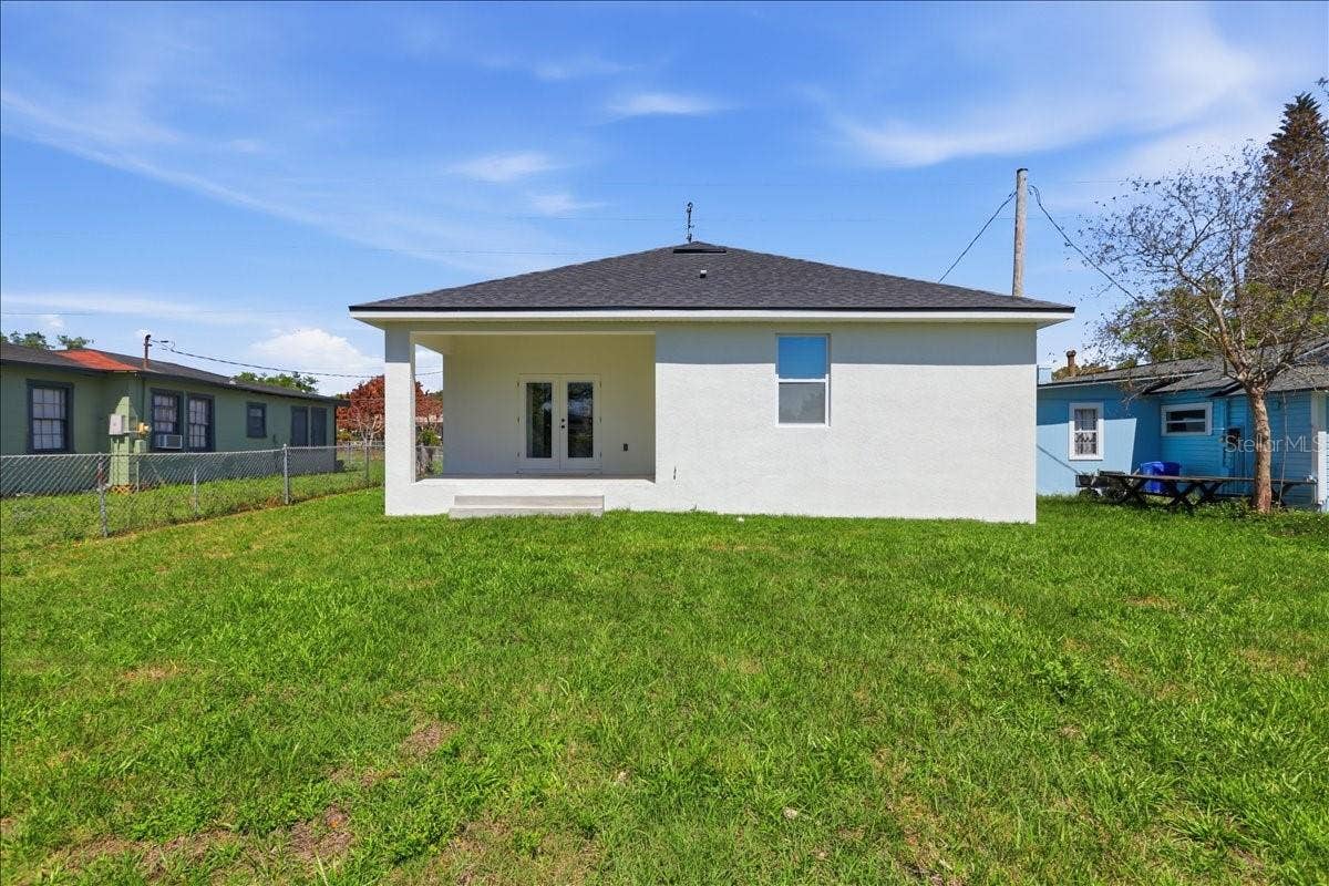1305 E PARKER STREET, Lakeland, FL 33801