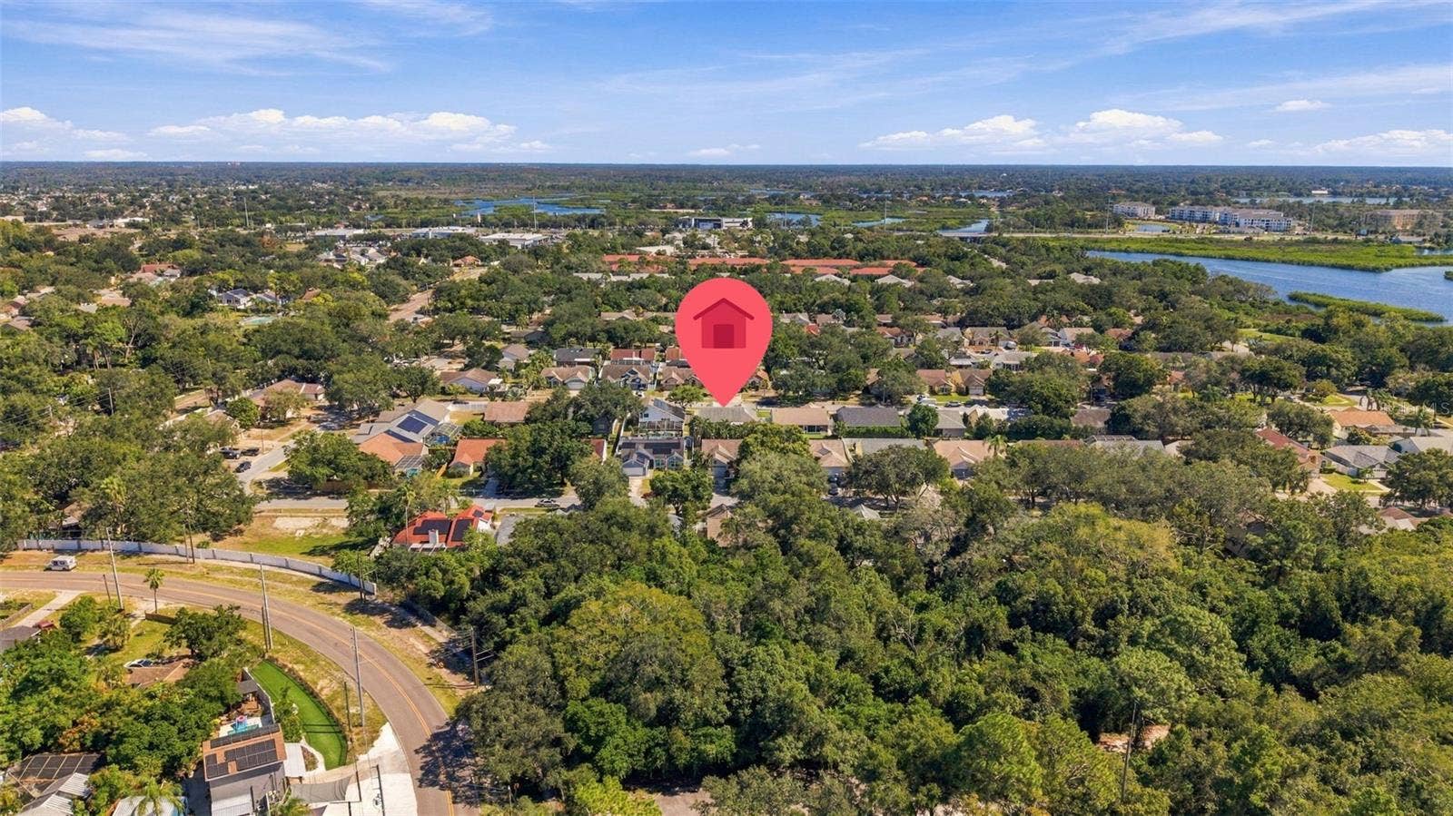 1509 RIDGE SHORE DRIVE, Tarpon Springs, FL 34689 minutes from the water