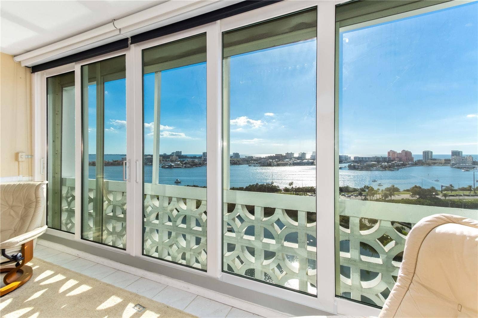 31 ISLAND WAY, #1507, Clearwater Beach, FL 33767 31 ISLAND WAY, #1507, Clearwater Beach, FL 33767