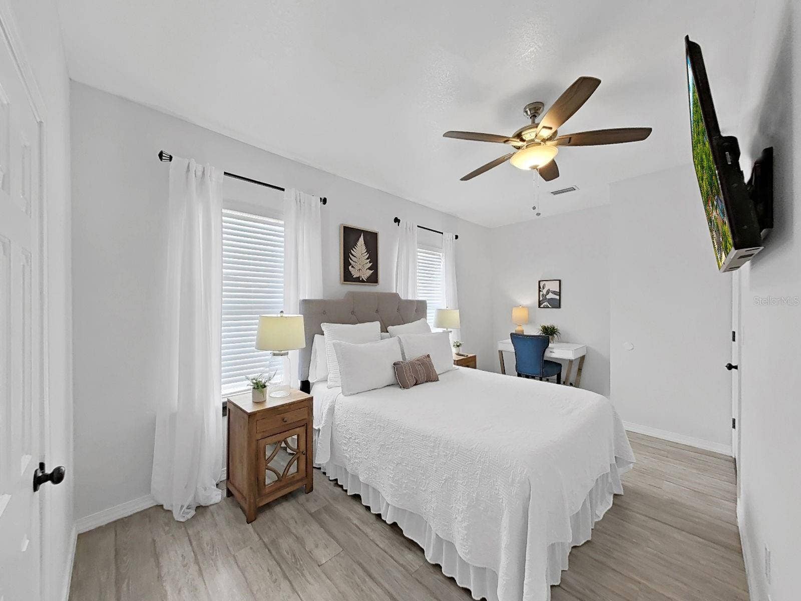 1215 E CURTIS STREET, Tampa, FL 33603