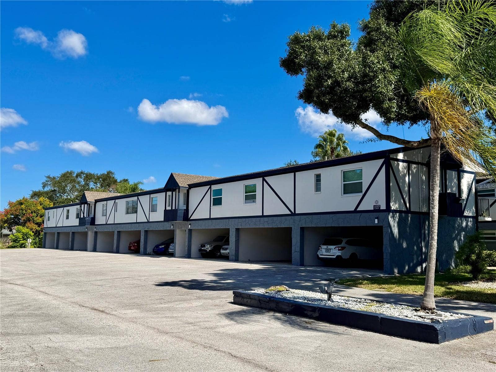 1127 KING ARTHUR COURT, #309, Dunedin, FL 34698 1127 KING ARTHUR COURT, #309, Dunedin, FL 34698