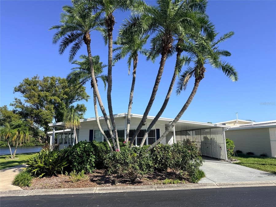 Property photo for 182 N SAINT THOMAS CIRCLE, Apollo Beach, FL