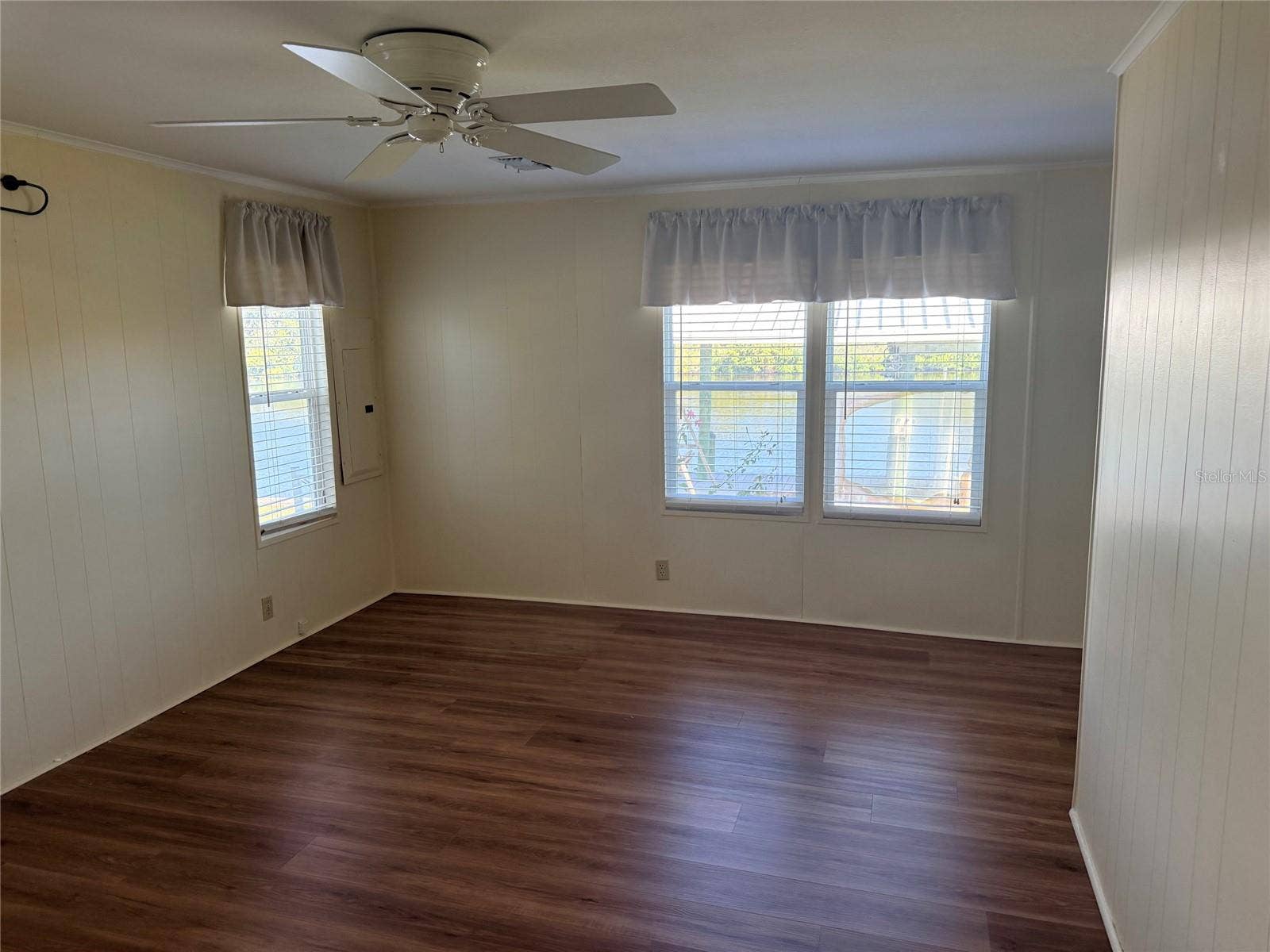 182 N SAINT THOMAS CIRCLE, Apollo Beach, FL 33572 Primary Bedroom