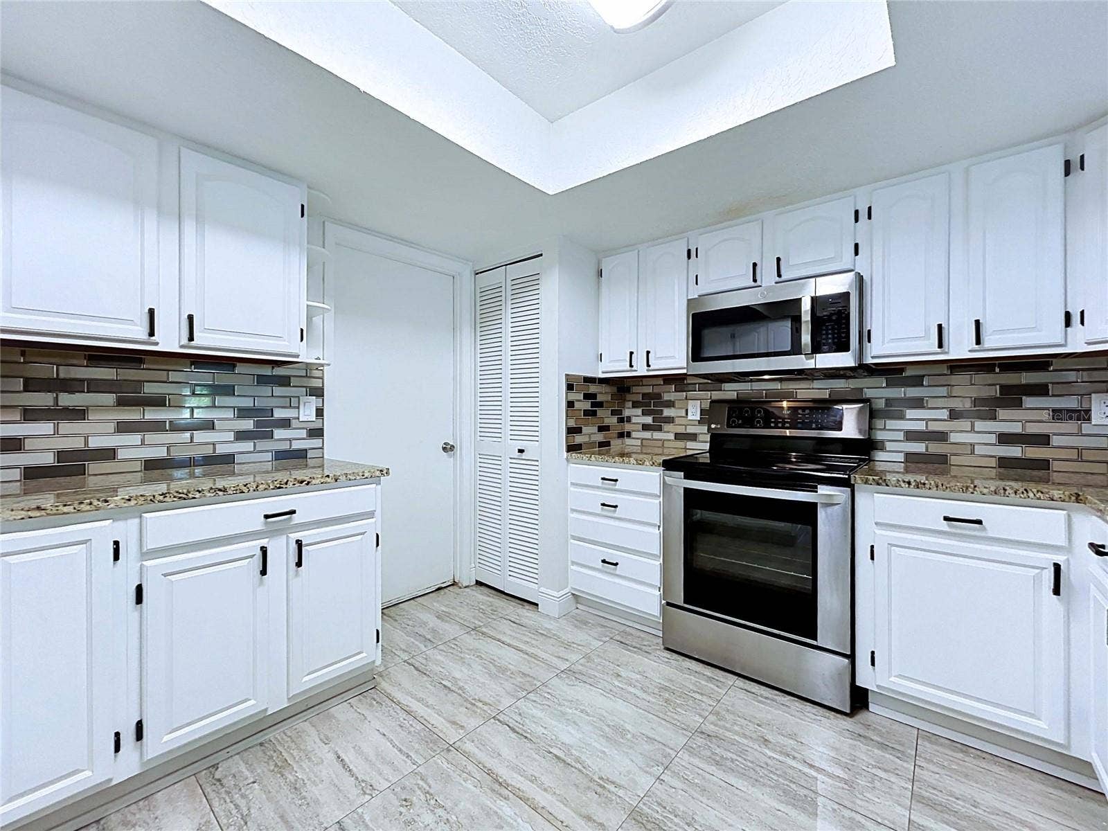3202 PINE SHADOW DRIVE, Land O Lakes, FL 34639 3202 PINE SHADOW DRIVE, Land O Lakes, FL 34639