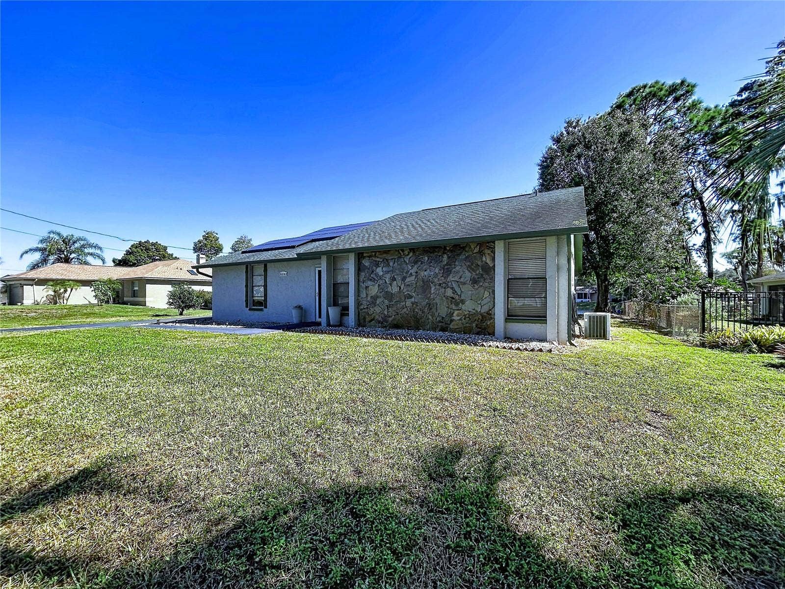 3202 PINE SHADOW DRIVE, Land O Lakes, FL 34639 3202 PINE SHADOW DRIVE, Land O Lakes, FL 34639