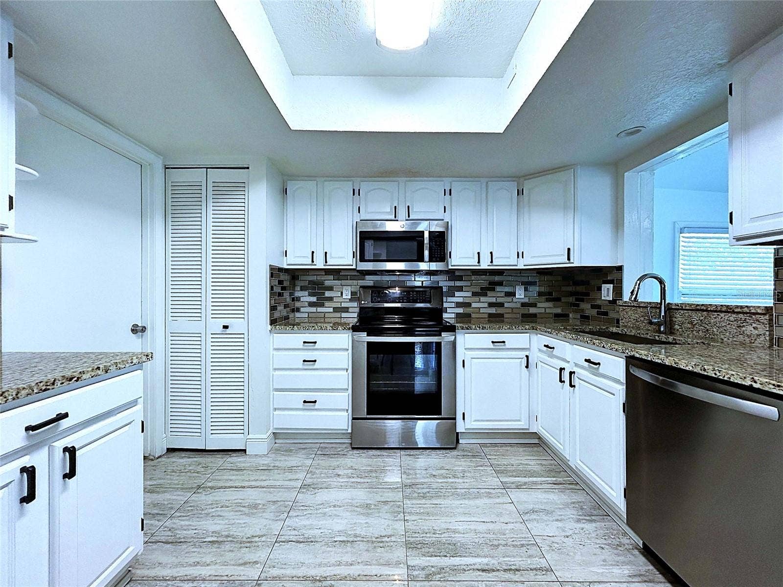 3202 PINE SHADOW DRIVE, Land O Lakes, FL 34639 3202 PINE SHADOW DRIVE, Land O Lakes, FL 34639